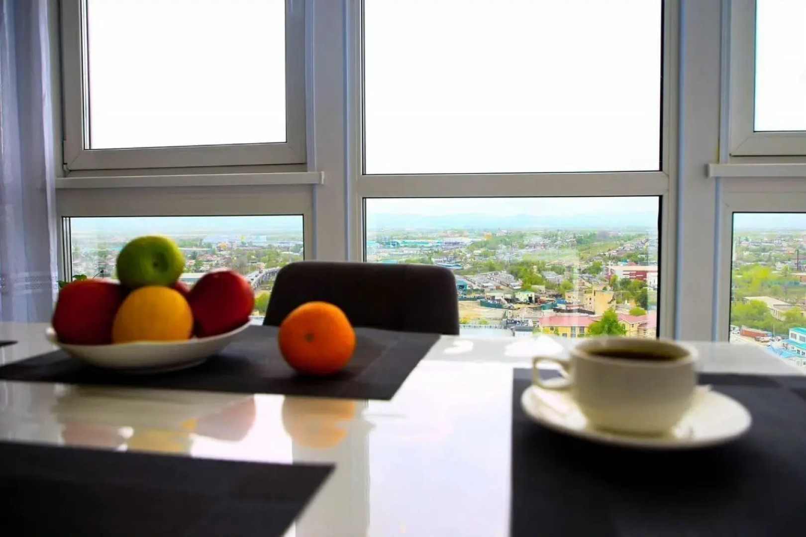 Квартира Трехкомнатная с красивым видом из окна