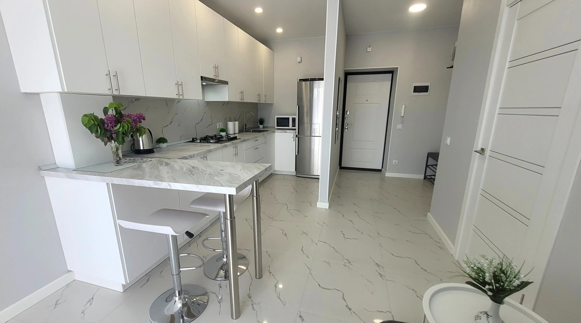 Апартаменты Новые уютные недалеко от центра