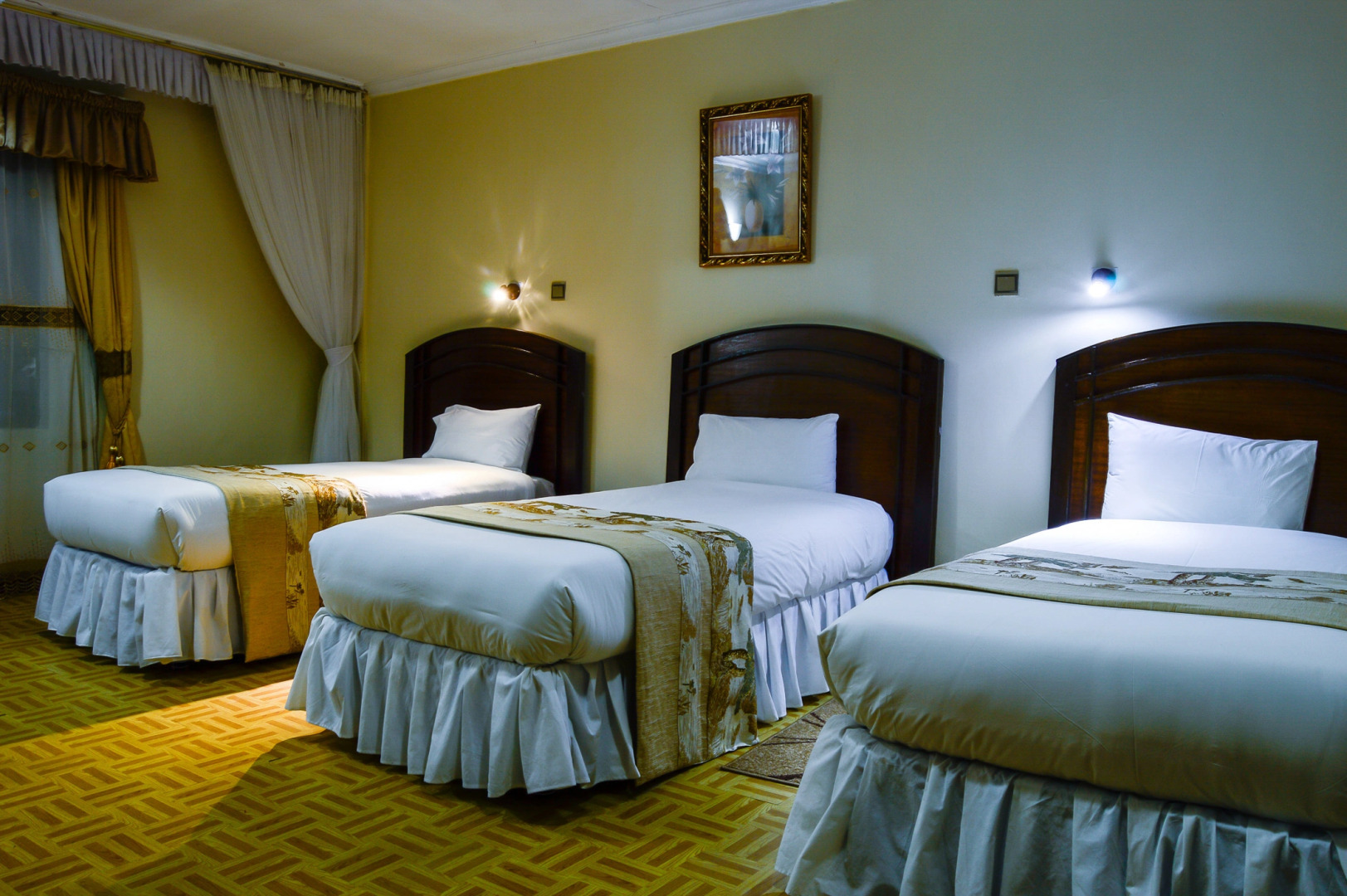 Отель Fahari Gardens