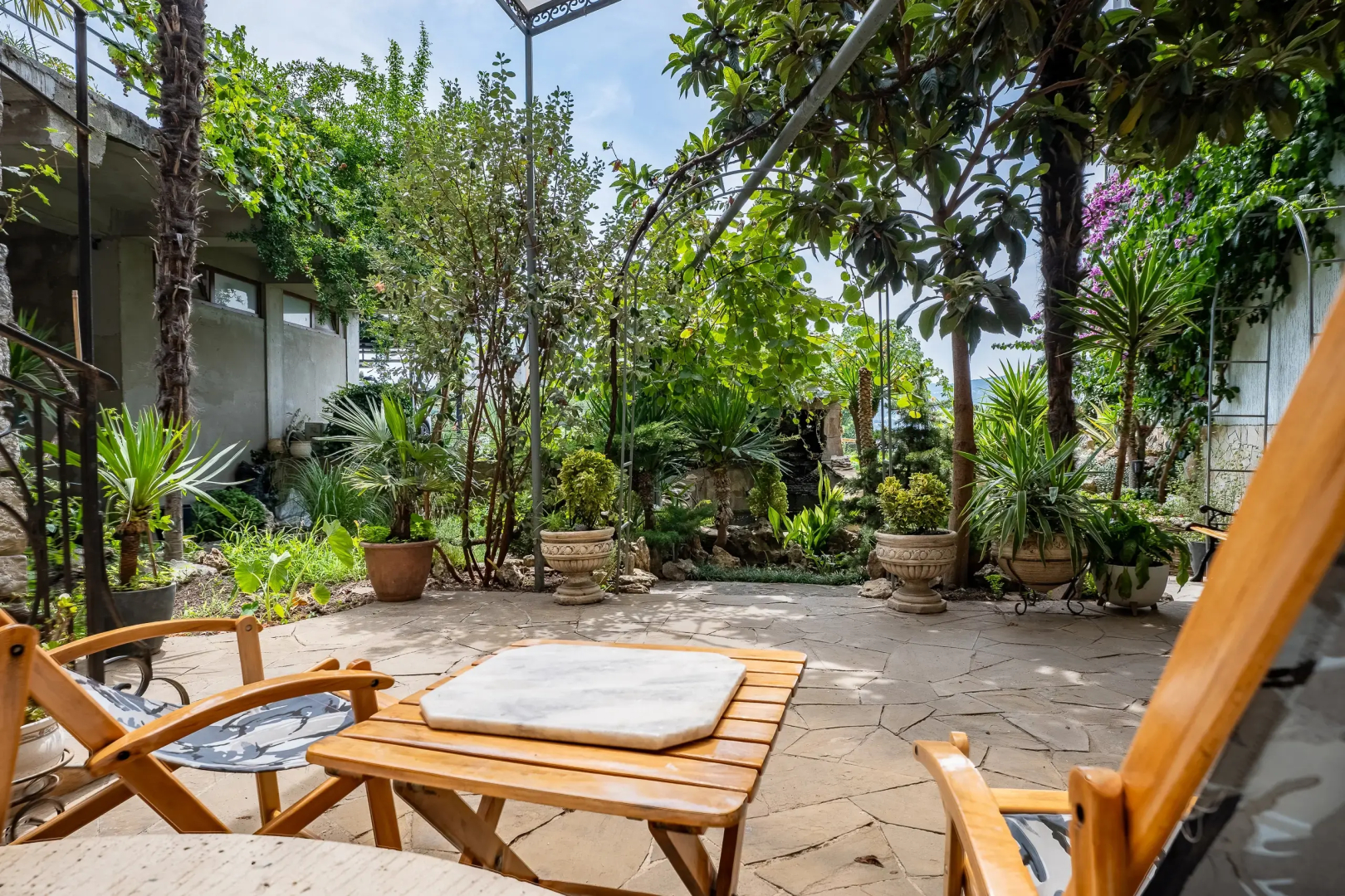 Студия люкс на Нагорной