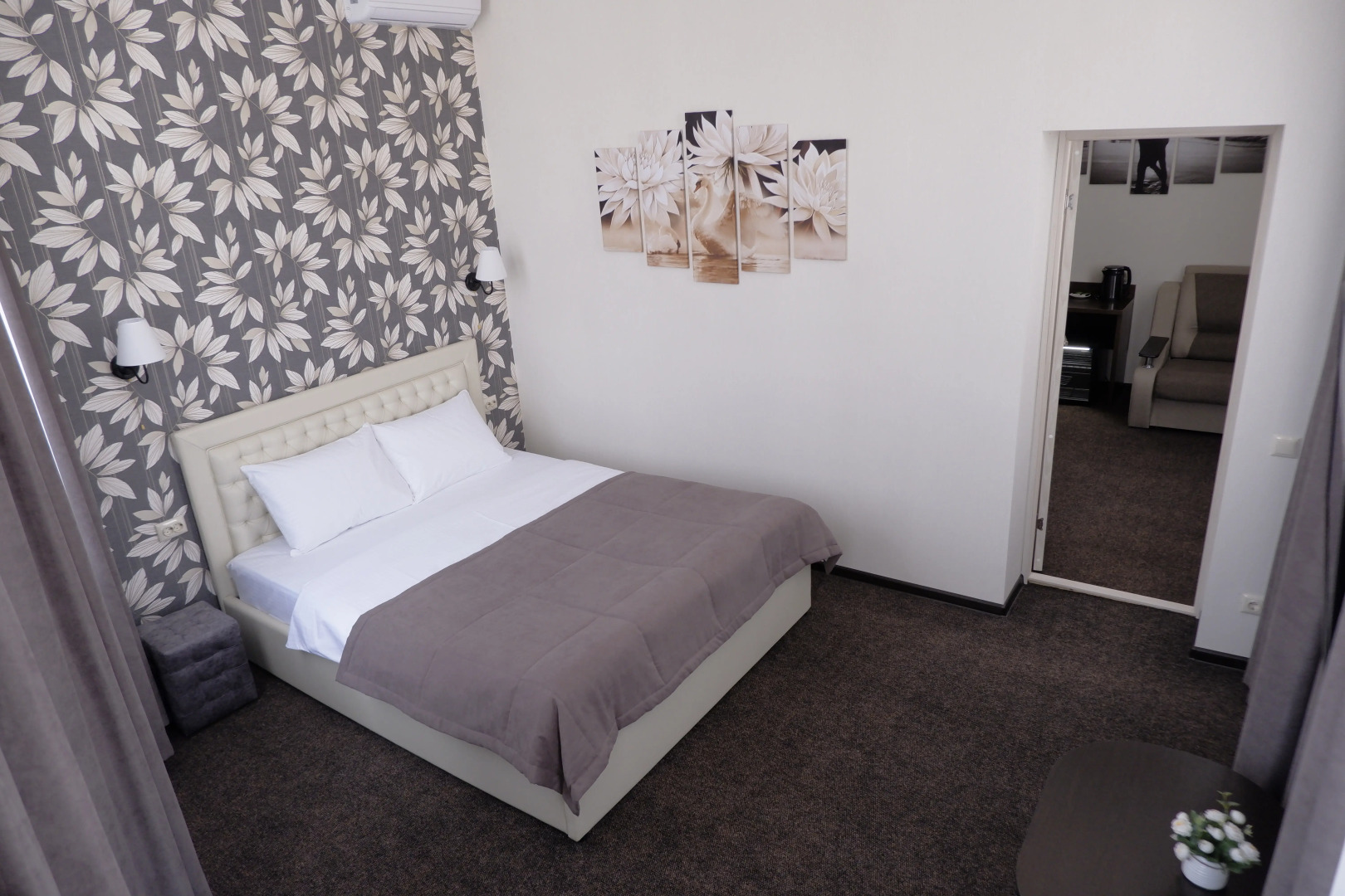 Отель Петровский Двор