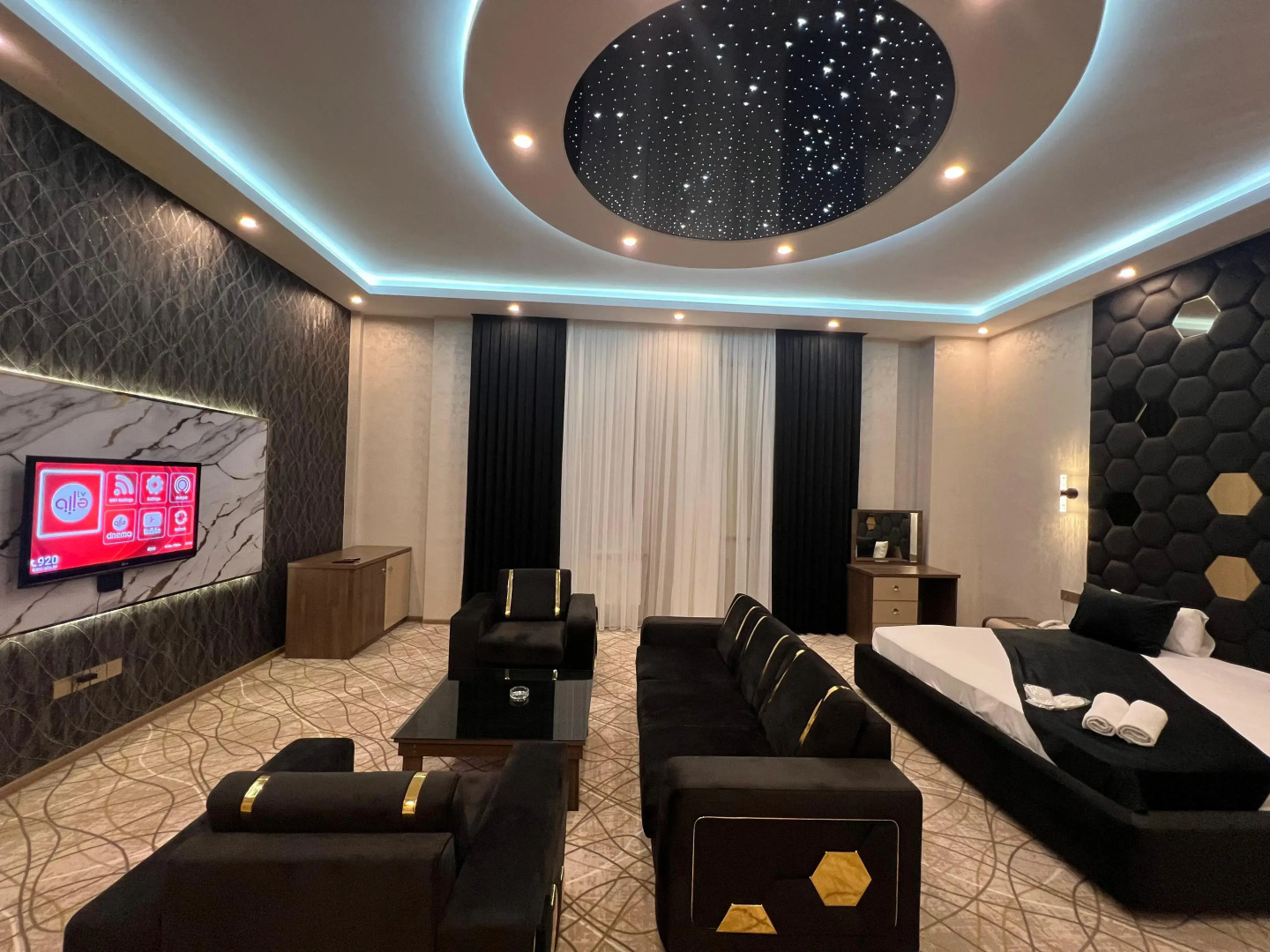 Отель Royal Mansion