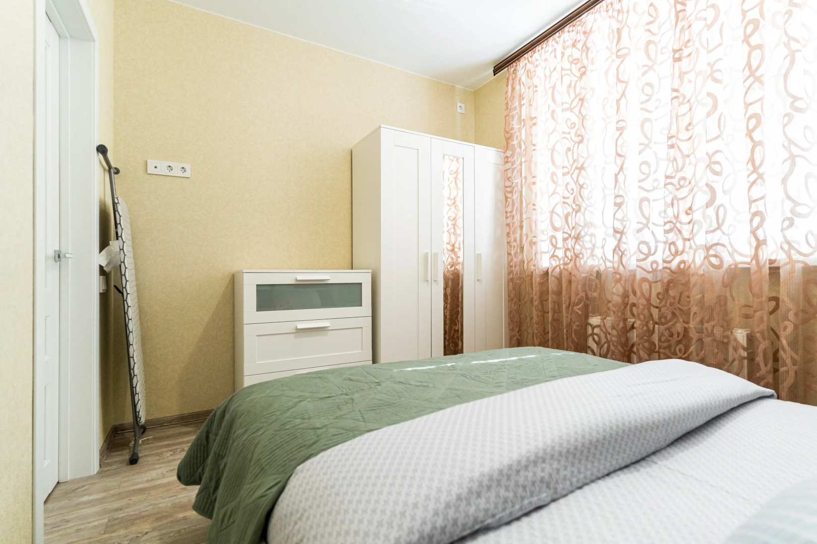 Апартаменты Класса Люкс на Первой Линии в Центре Новороссийска от LetoApart