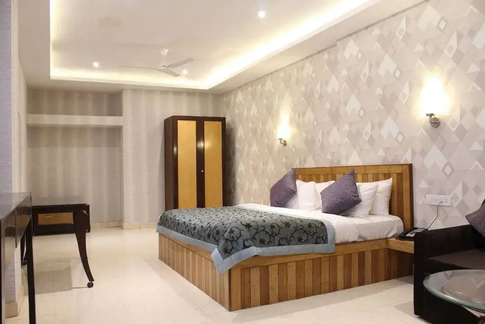 Отель The Byke Brightland Matharean