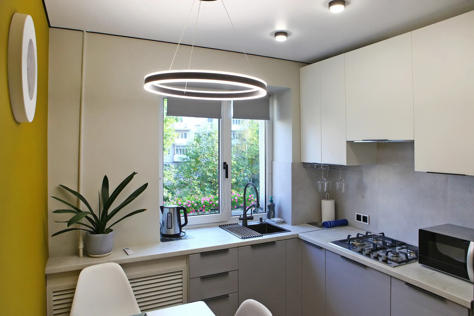 Квартира Ваши Апартаменты у Южного Вокзала