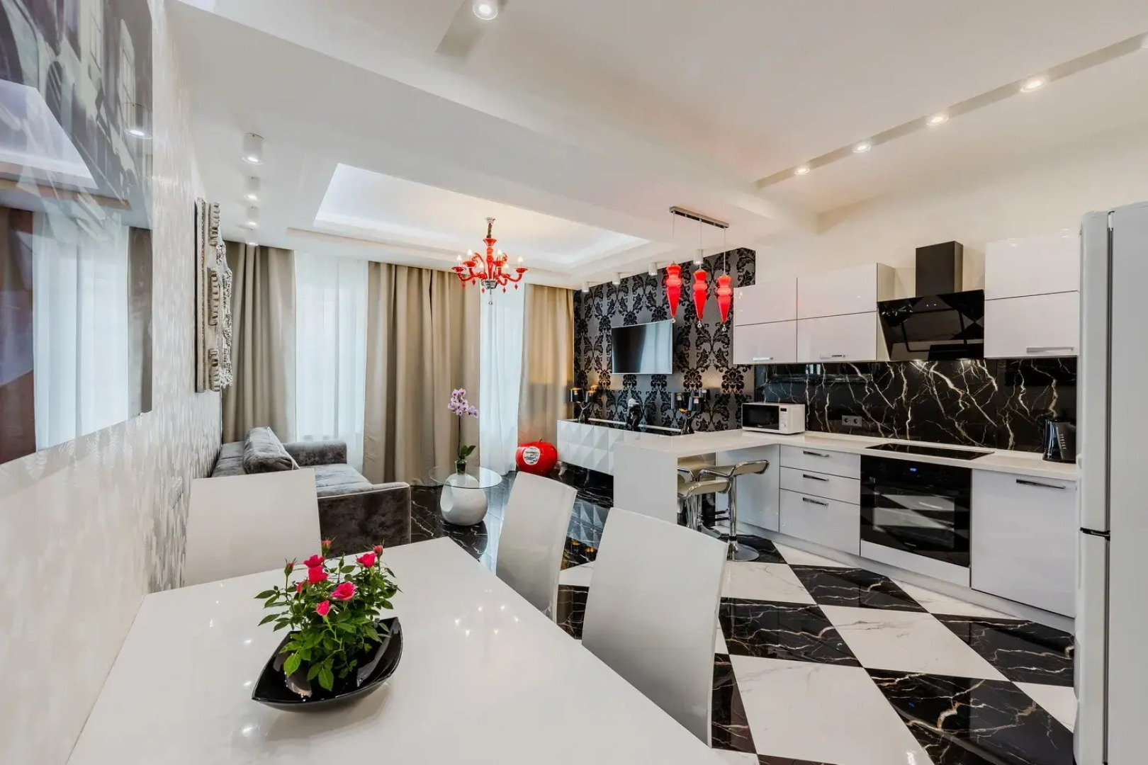 Апартаменты по Царски в Самом Центре