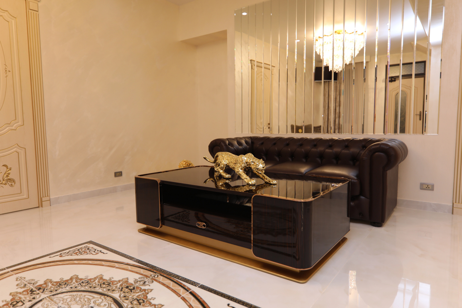 Отель Louvre Home