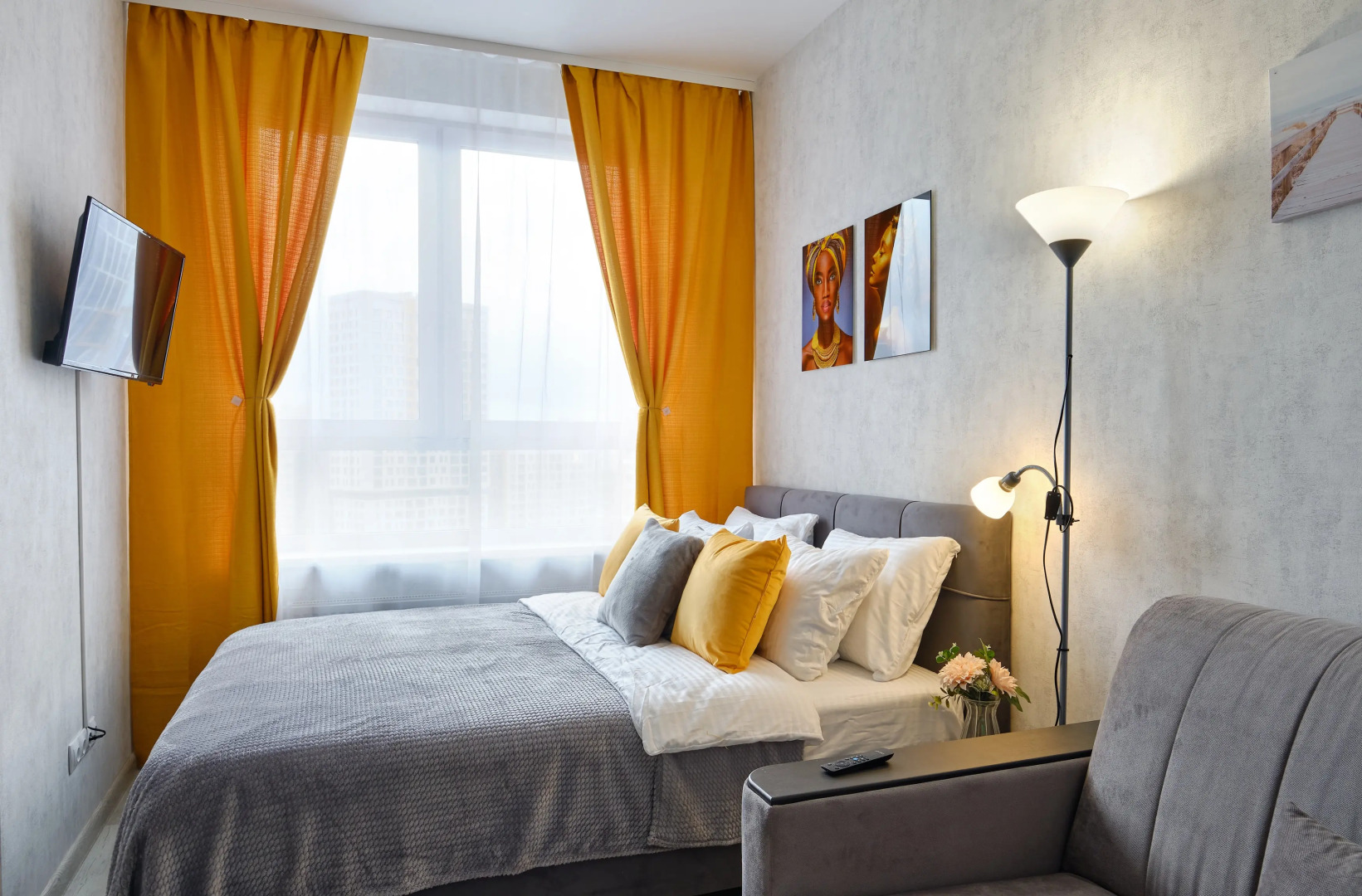 Апартаменты RentPlaza возле Центра