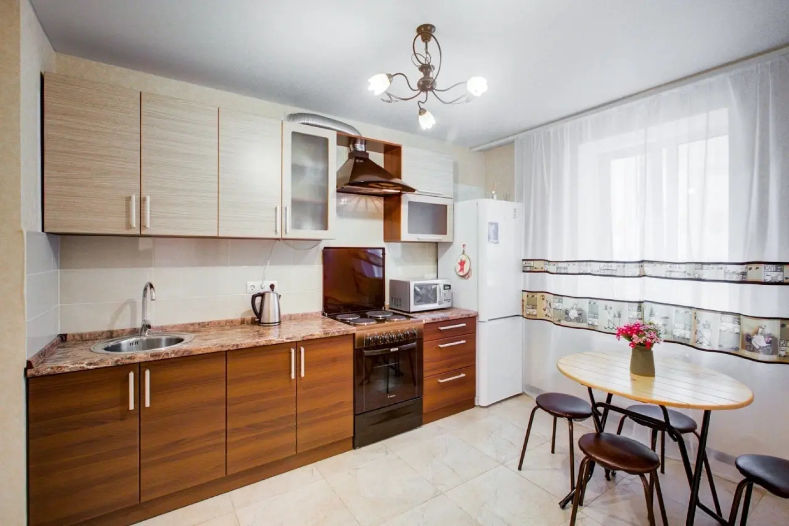 Апартаменты на Переверткина 1/4