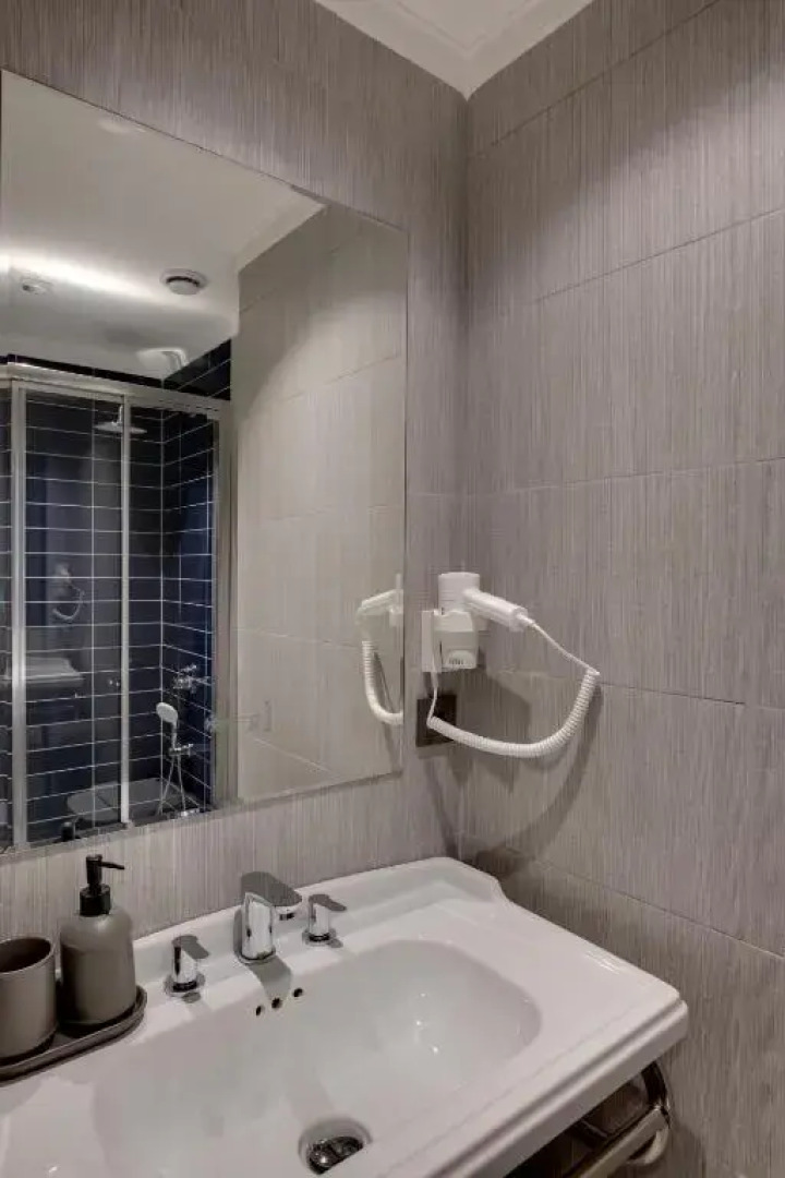 Отель 21 Rooms Hotel