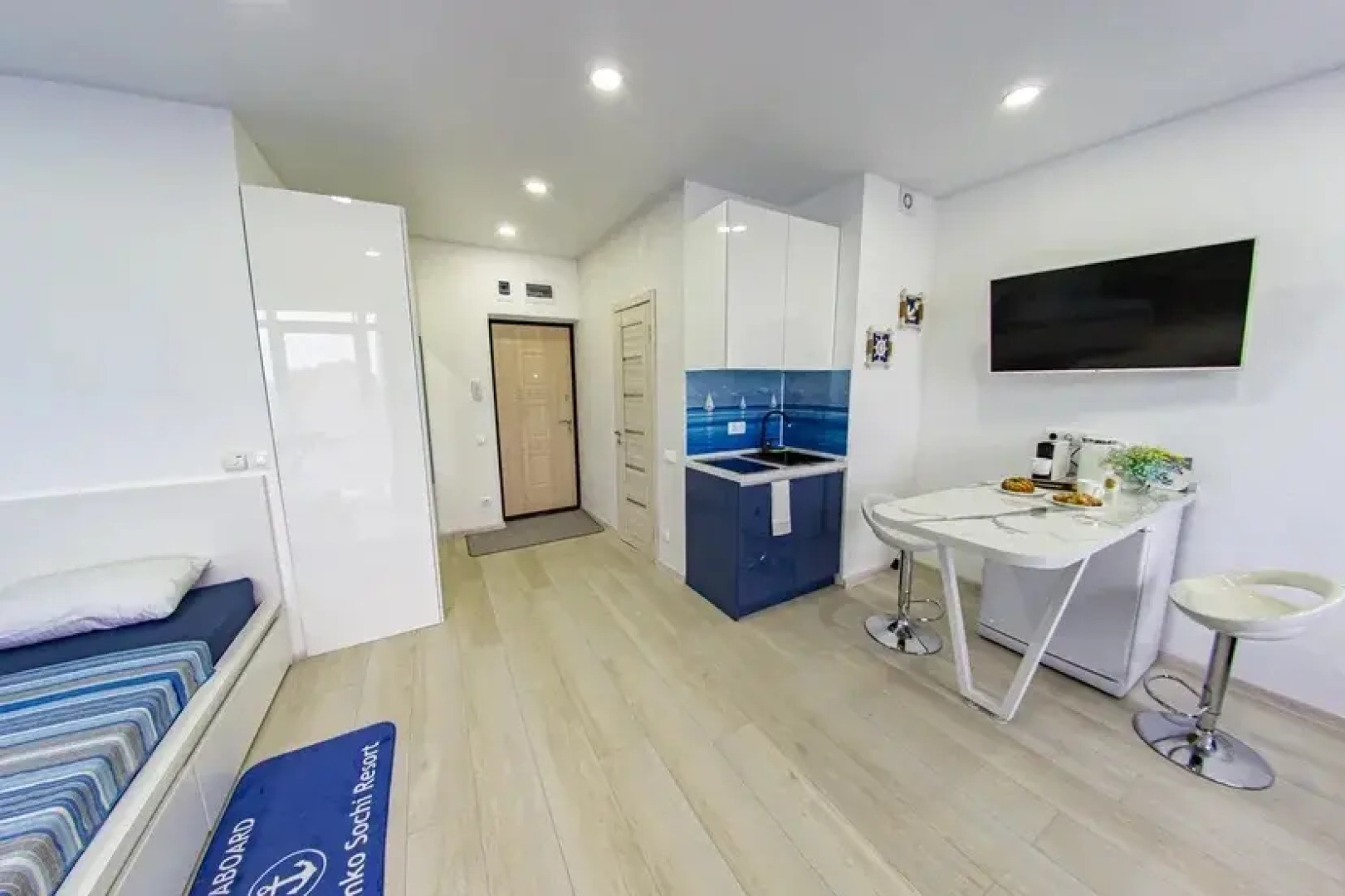 Апарт Морской