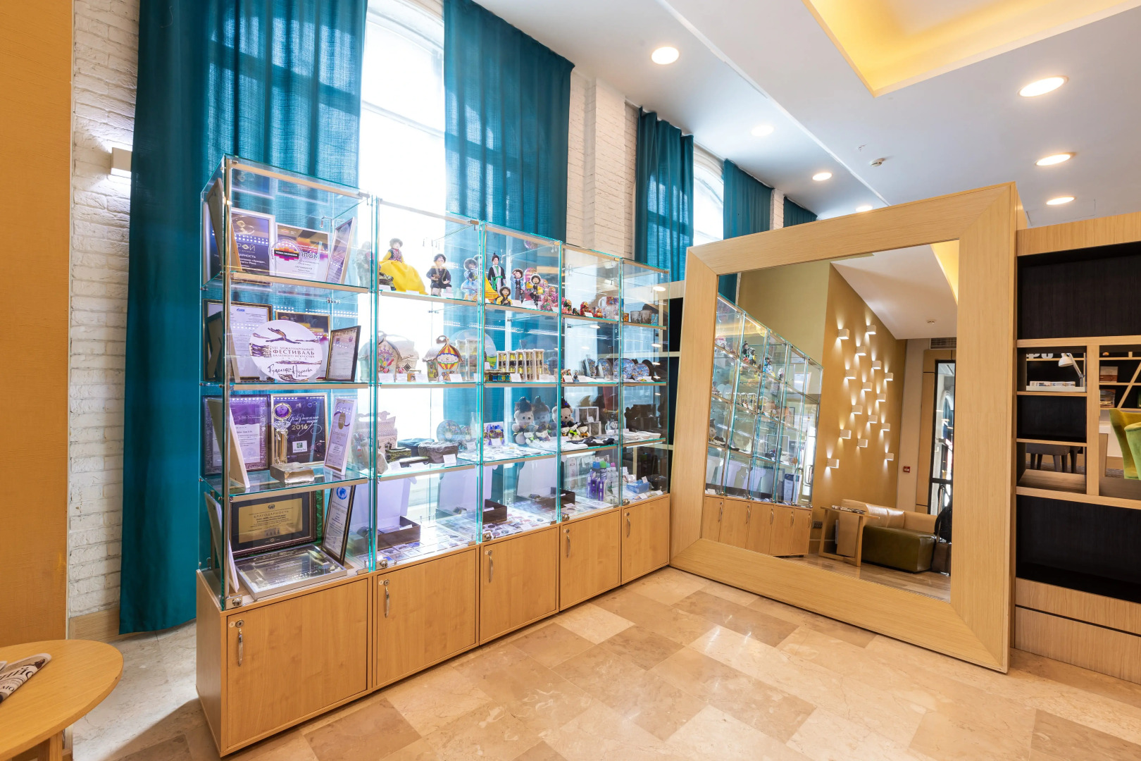 Отель Нестеров Плаза