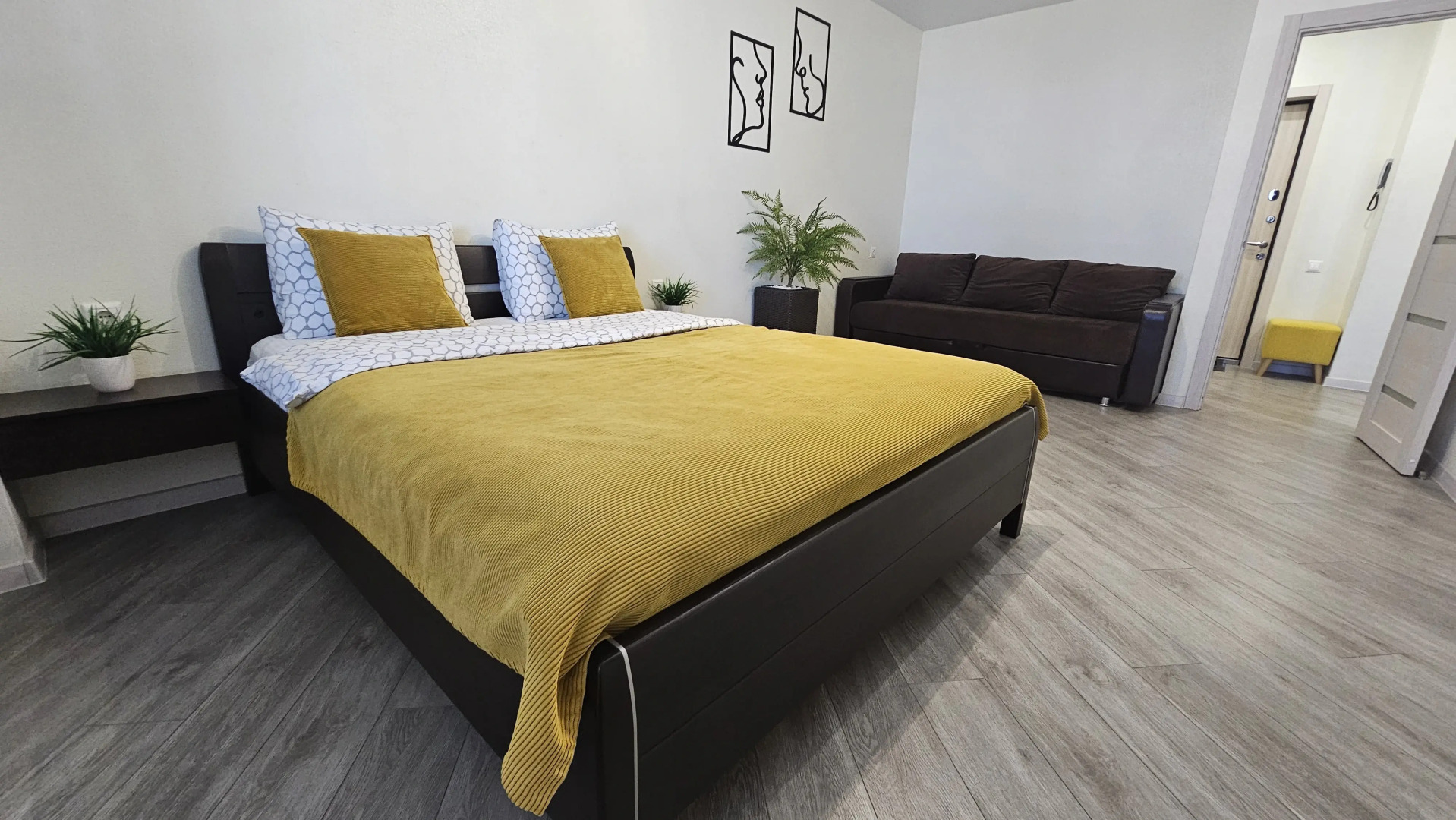 Апартаменты ЖК Альбатрос 12/16 на Поддубного 1