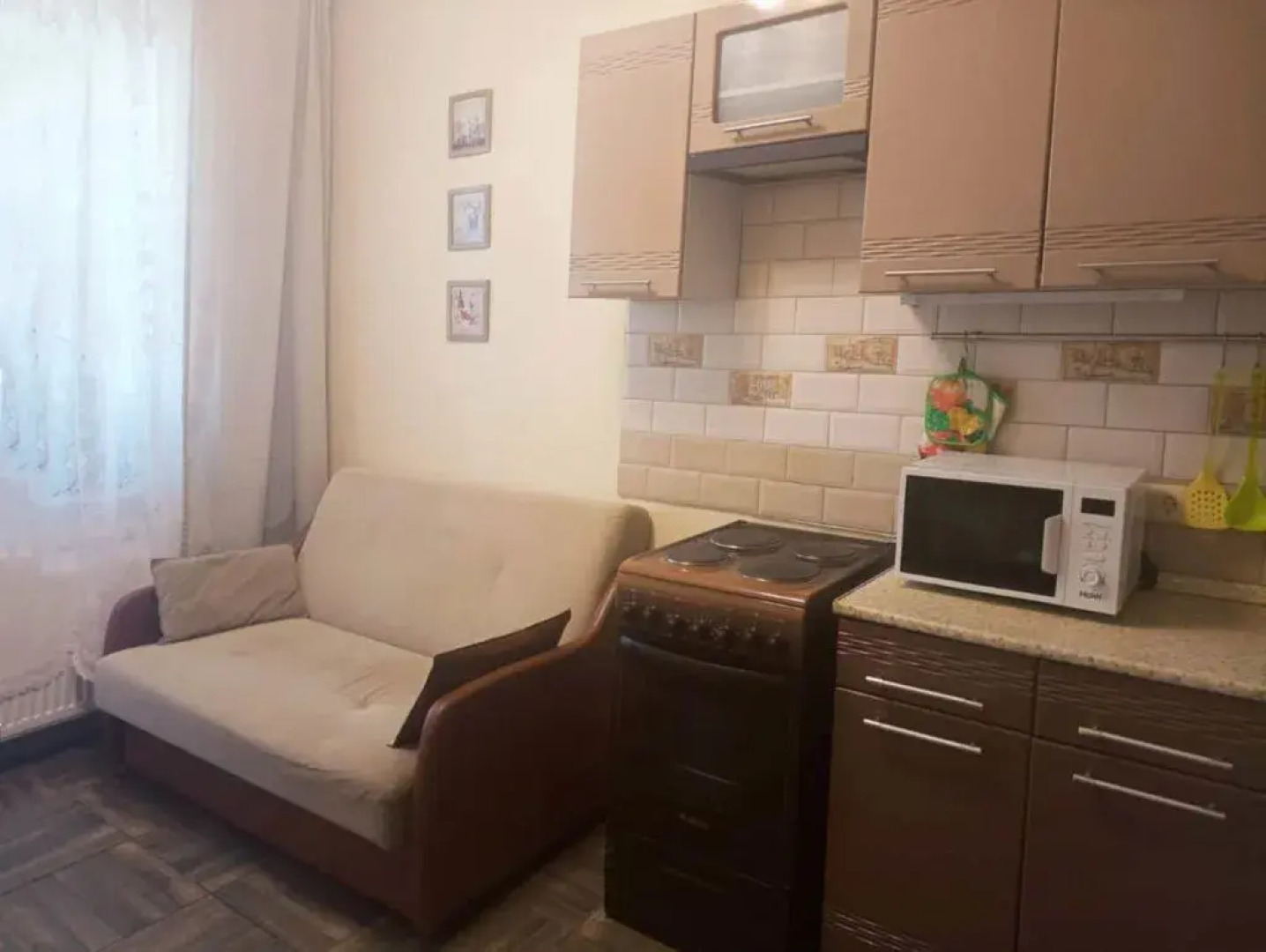 Квартира большая у ТЦ Крейсер, 33 квартиры