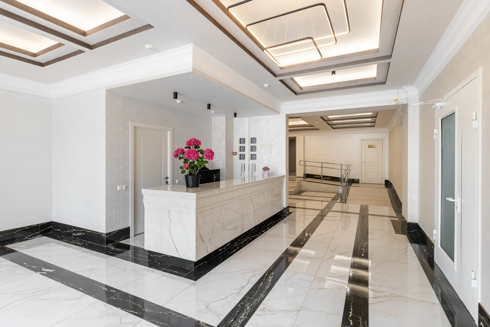 Апартаменты Светлана Парк Премиум на Берегу Моря 1