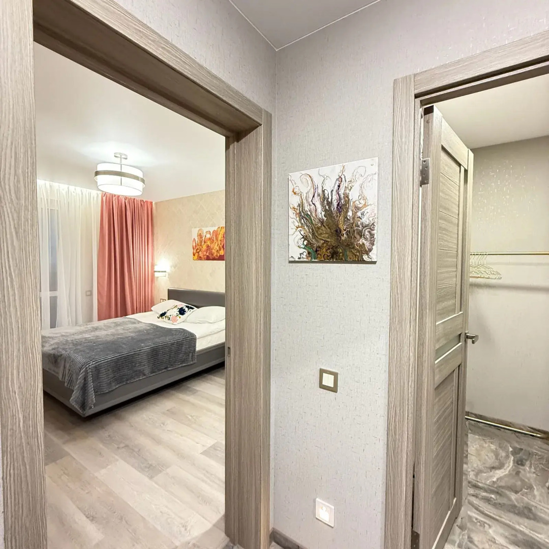 Квартира Луначарского 216