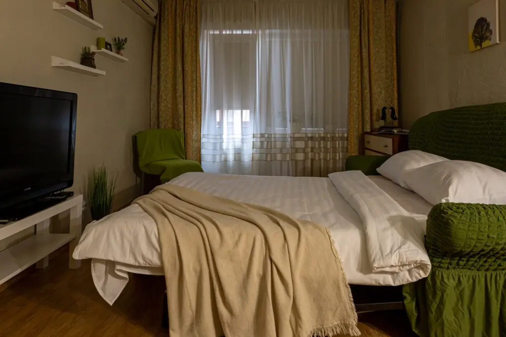 Квартира 2-комнатная Zoya Apart у Бранденбургских Ворот и музея Марципана