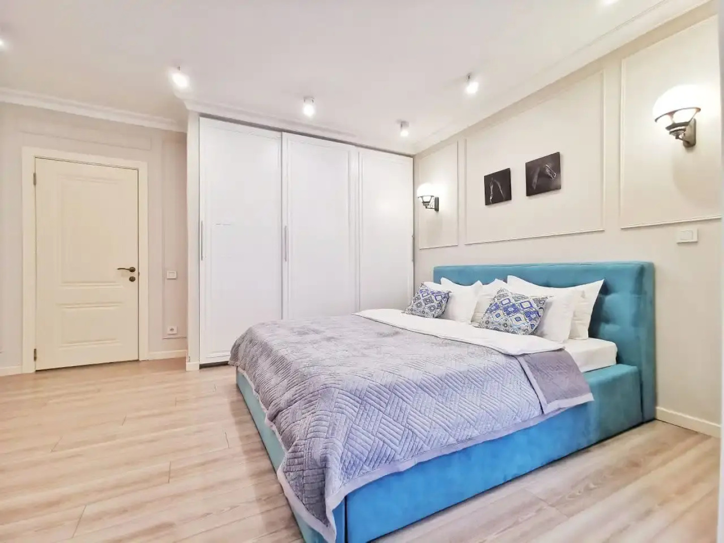 Апартаменты M.O.O.N. APARTMENTS Assem PLAZA