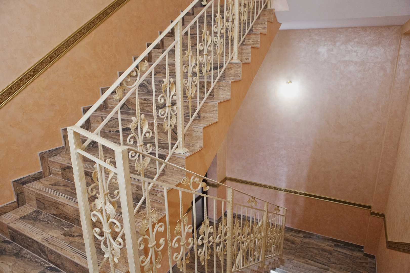 Отель Гранд Лион