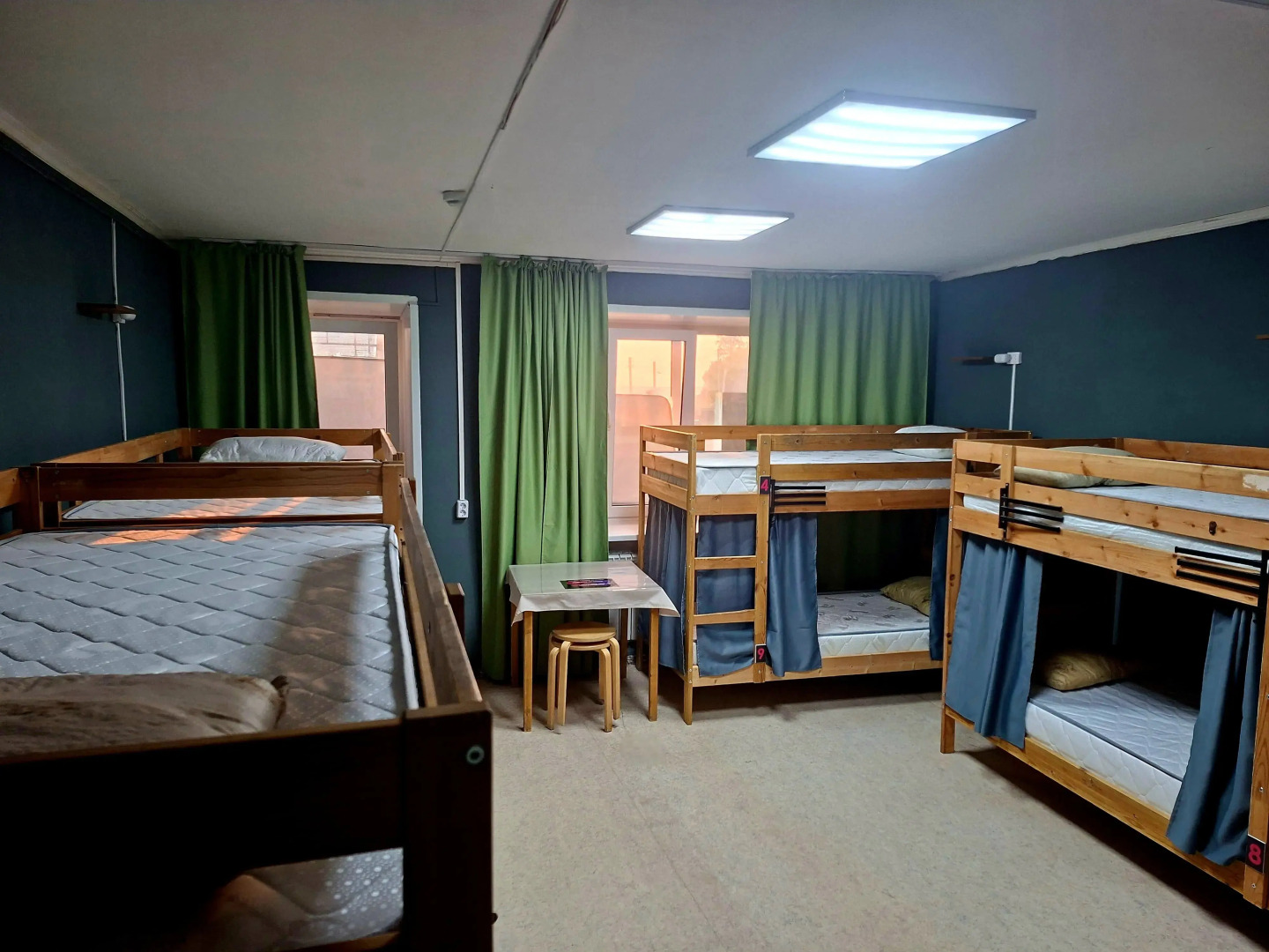 Хостел Гости