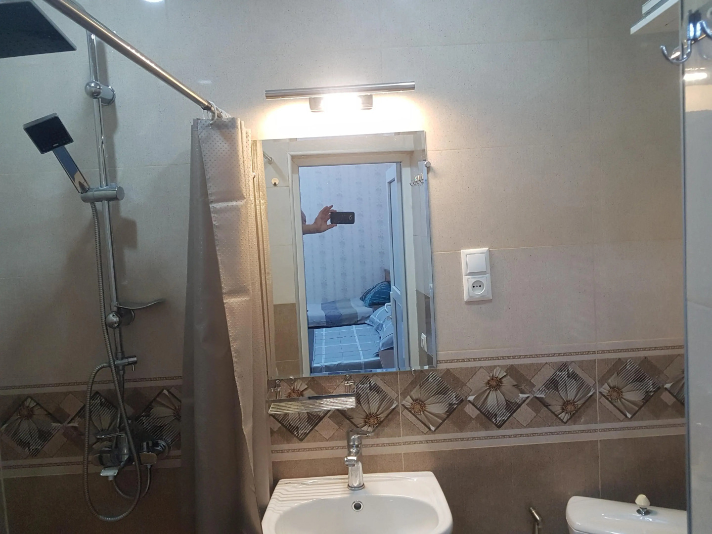 Гостевой дом "Romson Hotel"