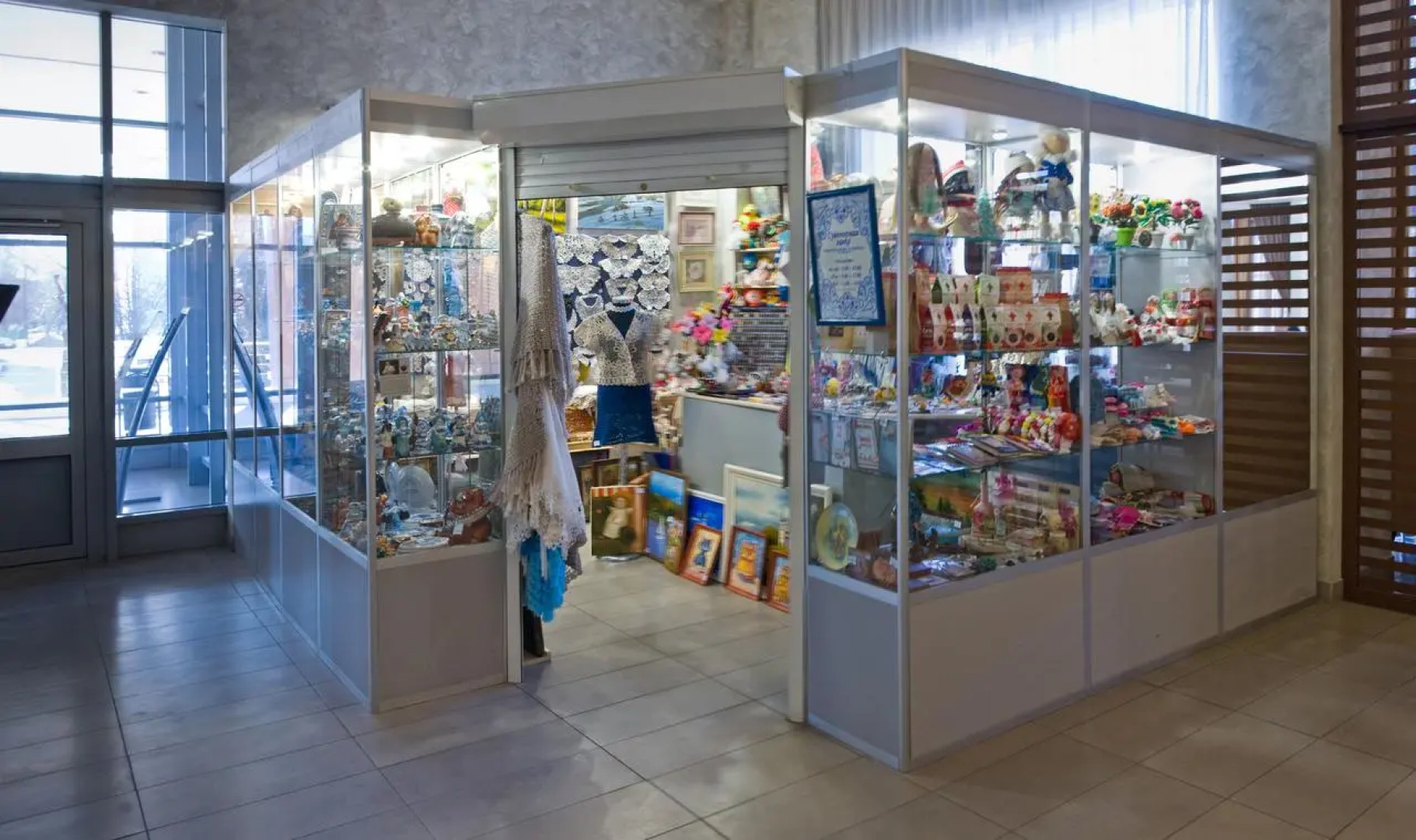 Отель Атриум