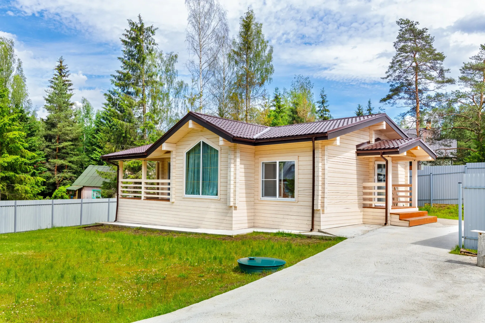 Частный дом Solar house 1