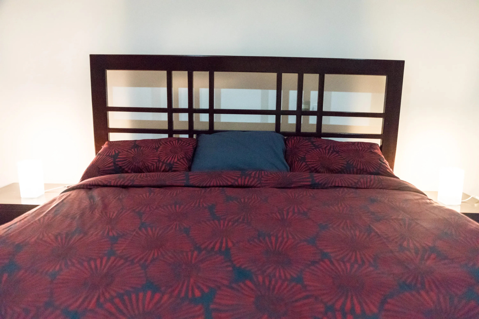 Апартаменты 90 Independence Avenue