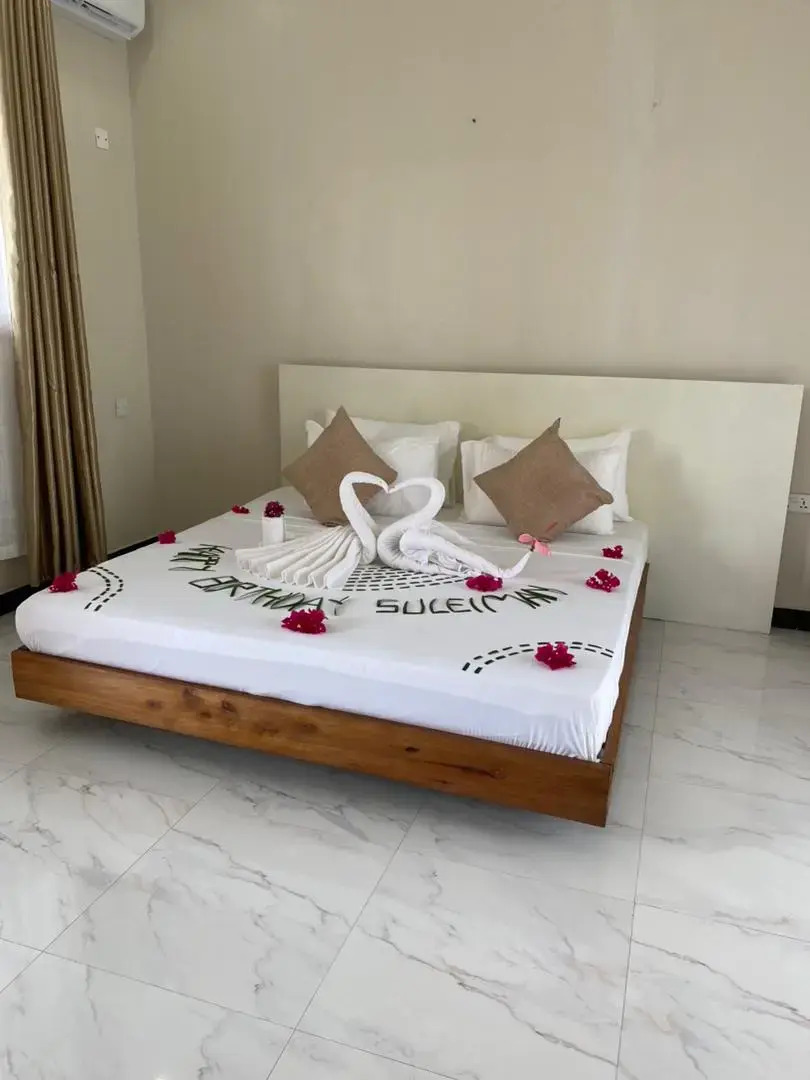 Отель Ocean Breeze