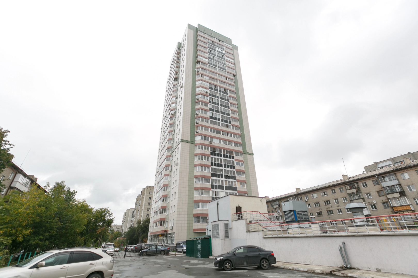 Апартаменты На 18 этаже Сибирская 42