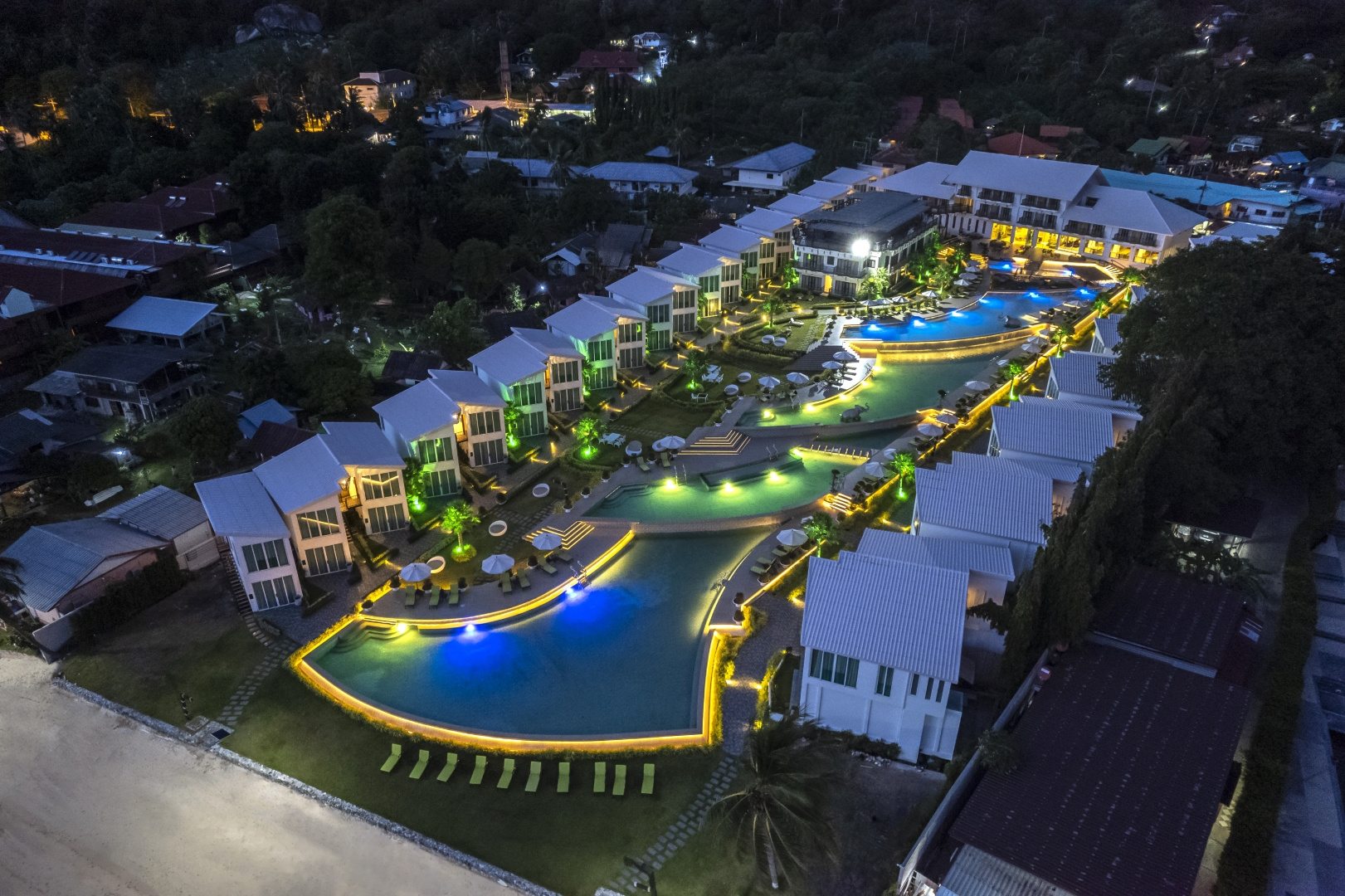 Отель Vannee Golden Sands Resort