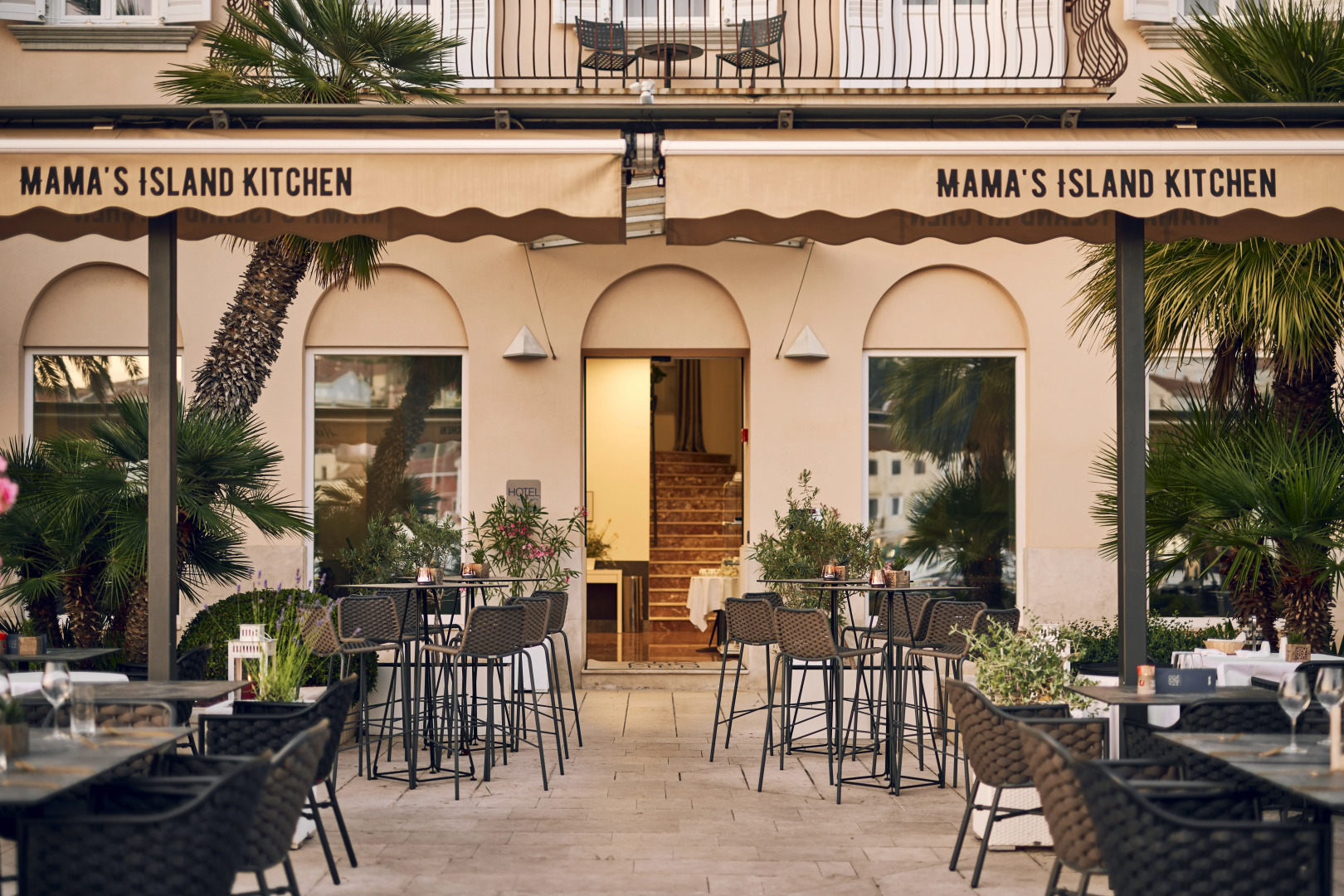 Отель Apoksiomen