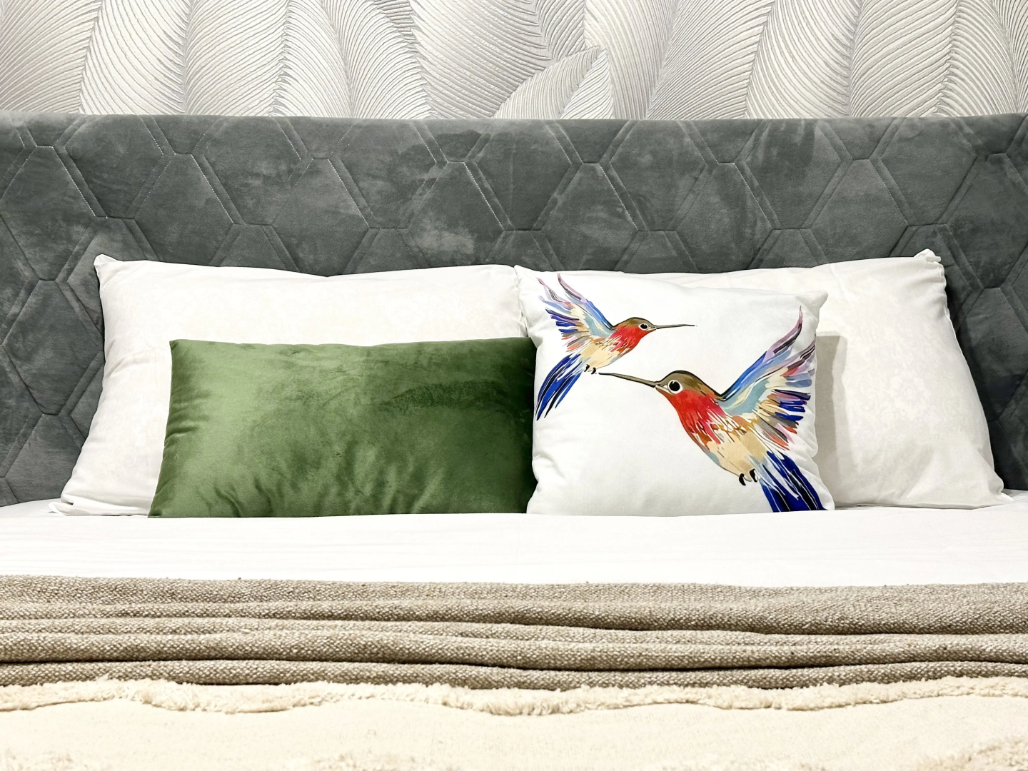 Квартира Университетская улица 12/23