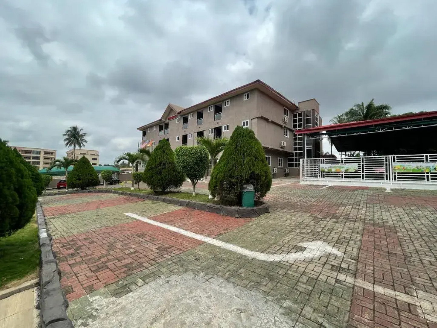 Отель Yegoala Hotel