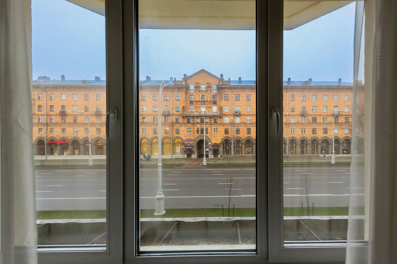 Апартаменты Ladgorna на Независимости 74