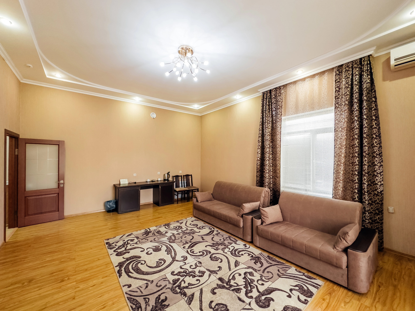 Отель Gold Star