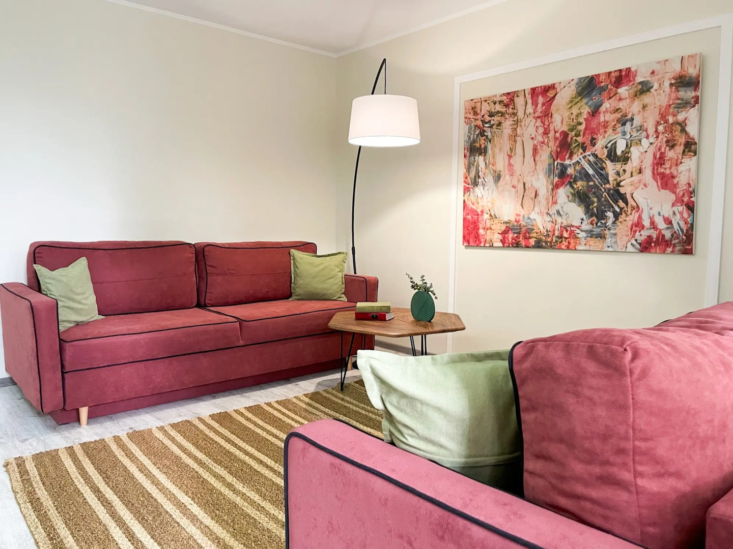 Двухкомнатные апартаменты Pro.apartment на Брамса