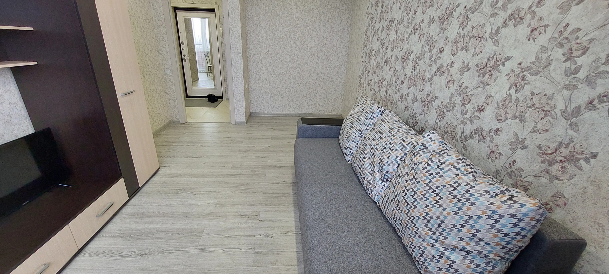 Апартаменты СВ Жираф 6