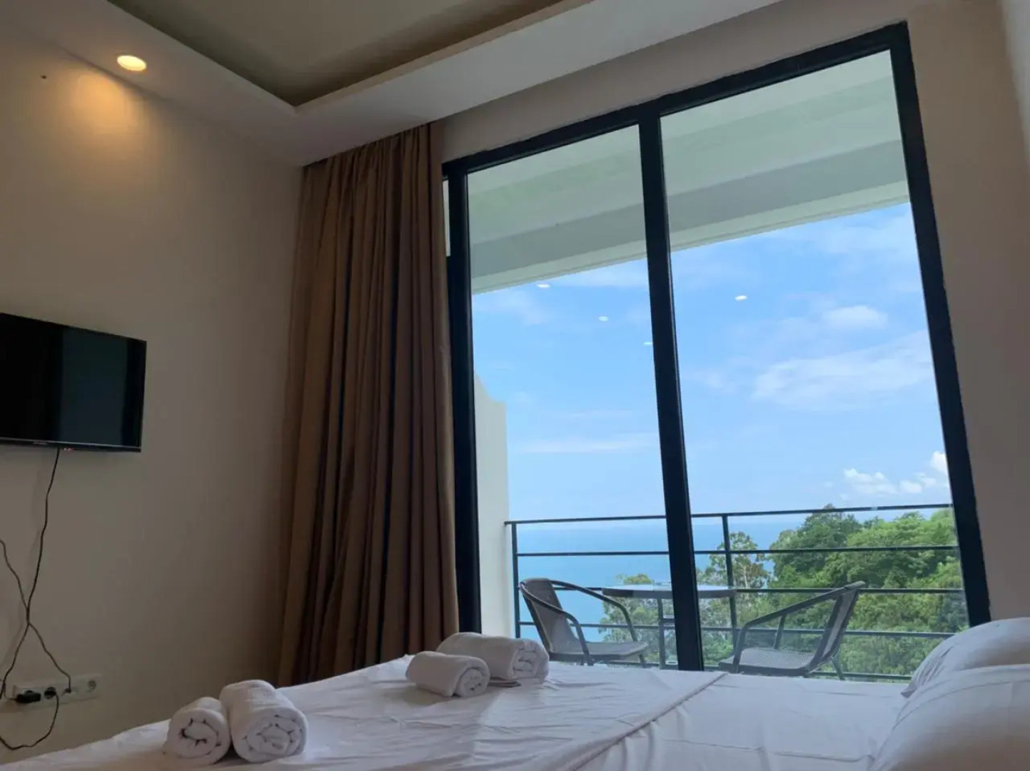 Отель Hills Kvariati