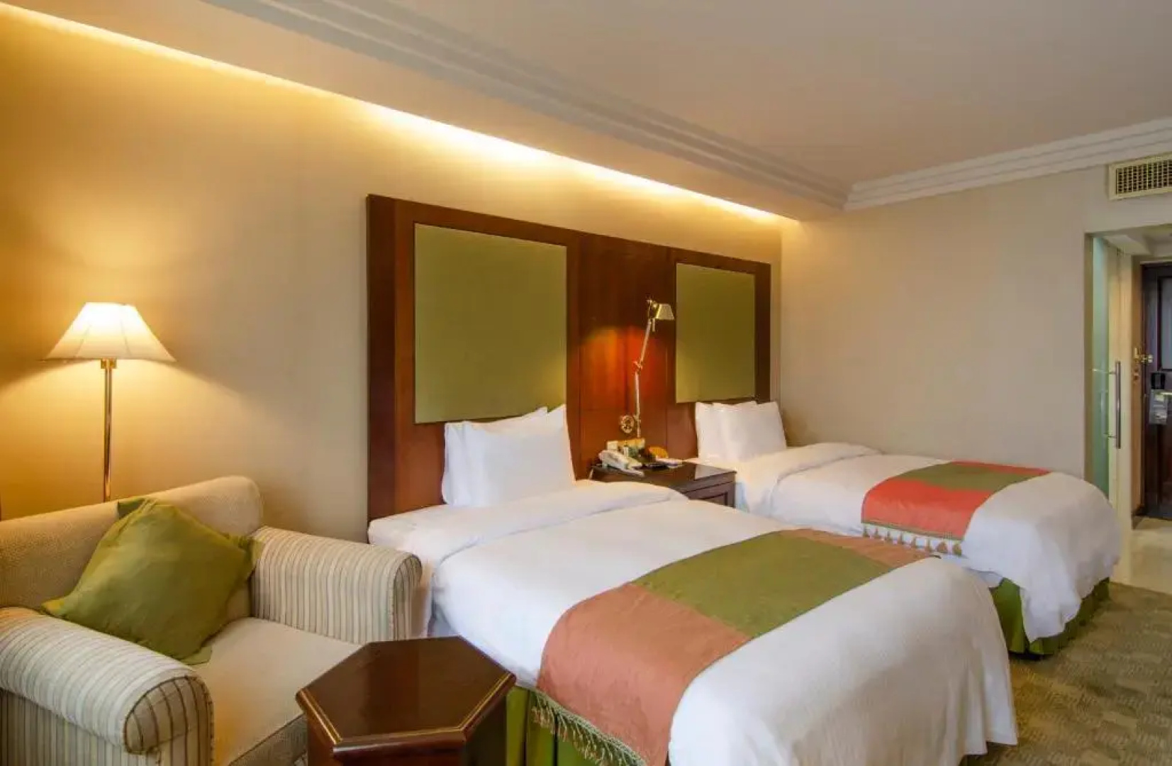 Отель Pan Pacific Sonargaon