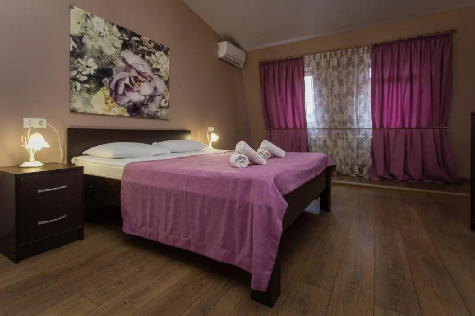 Отель Цветной 5