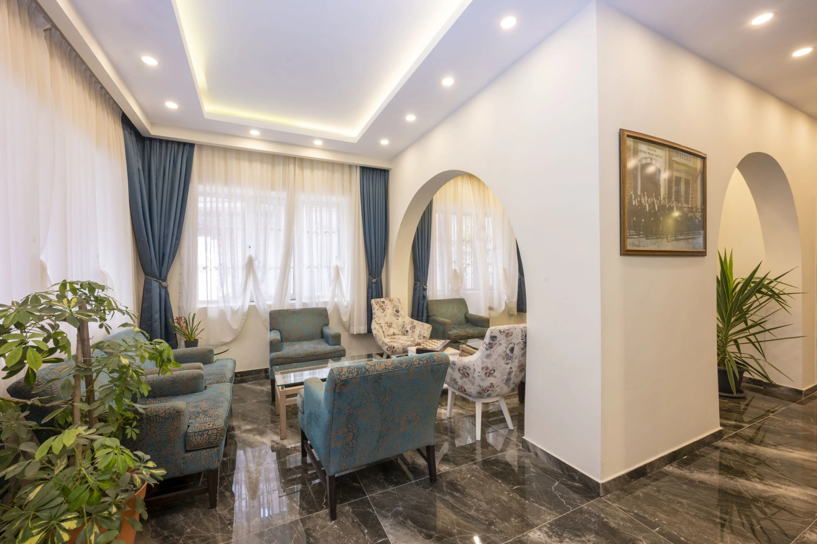 Legend Tulip Hotel