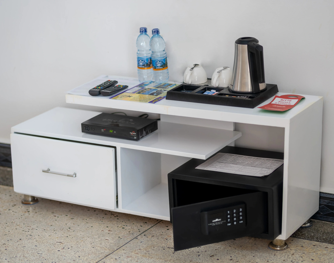 Отель Five Palms