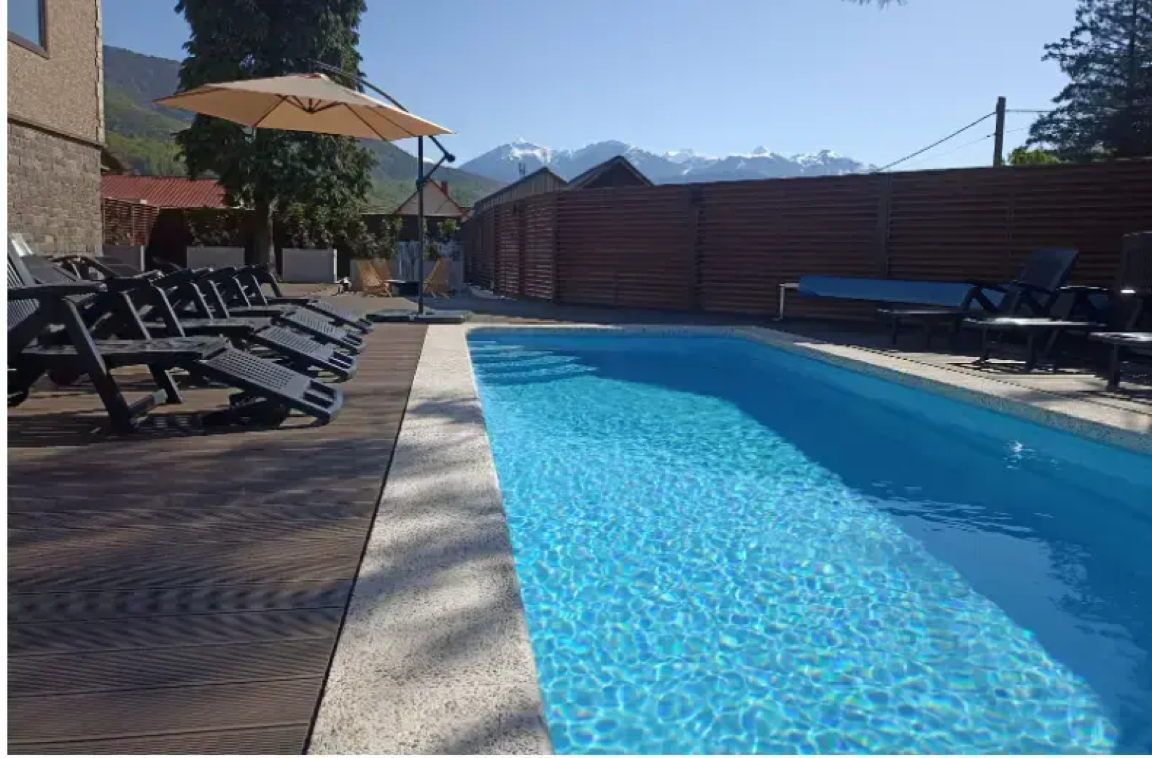 Отель Горная Дача