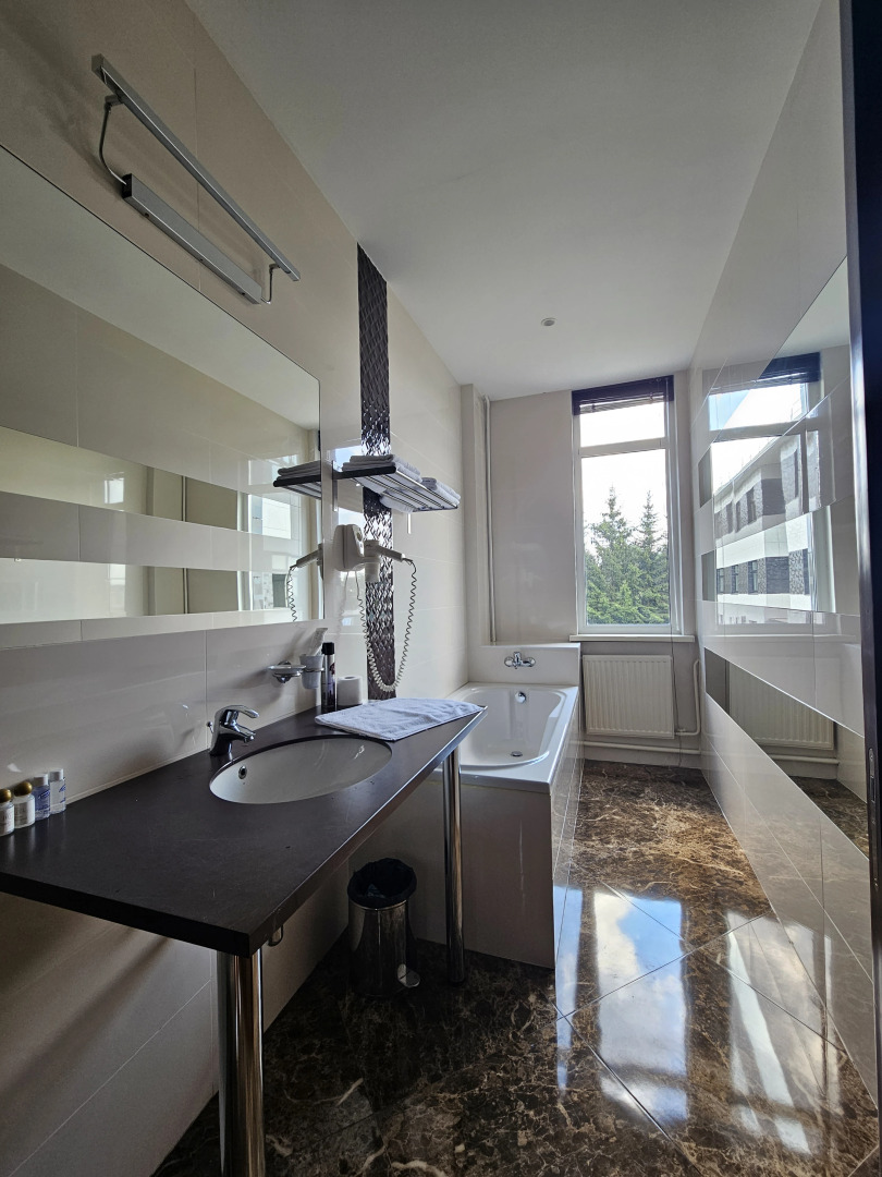 Отель Форест