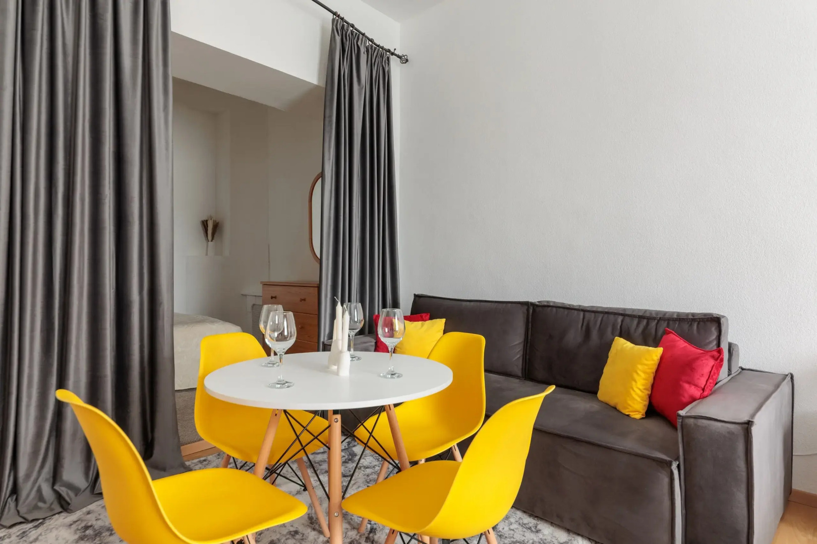 Апартаменты Евро Двухкомнатные у Эрмитажа