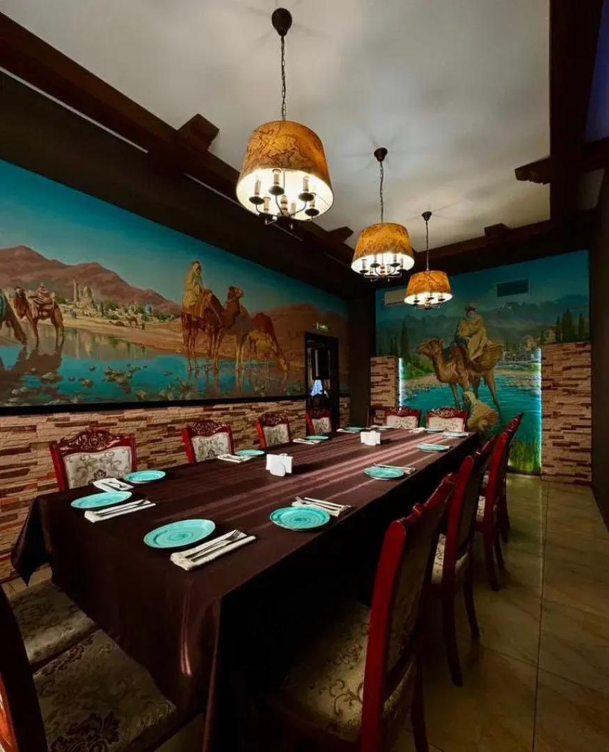 Отель Караван