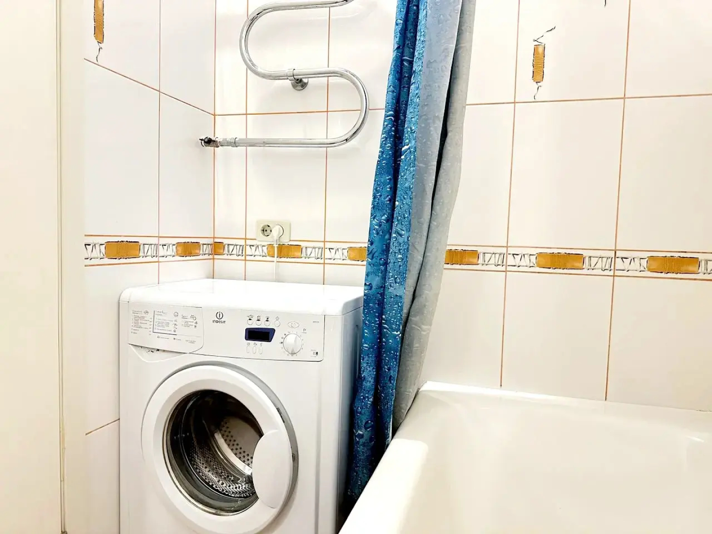 Квартира Четырехкомнатная в Центре на Островского