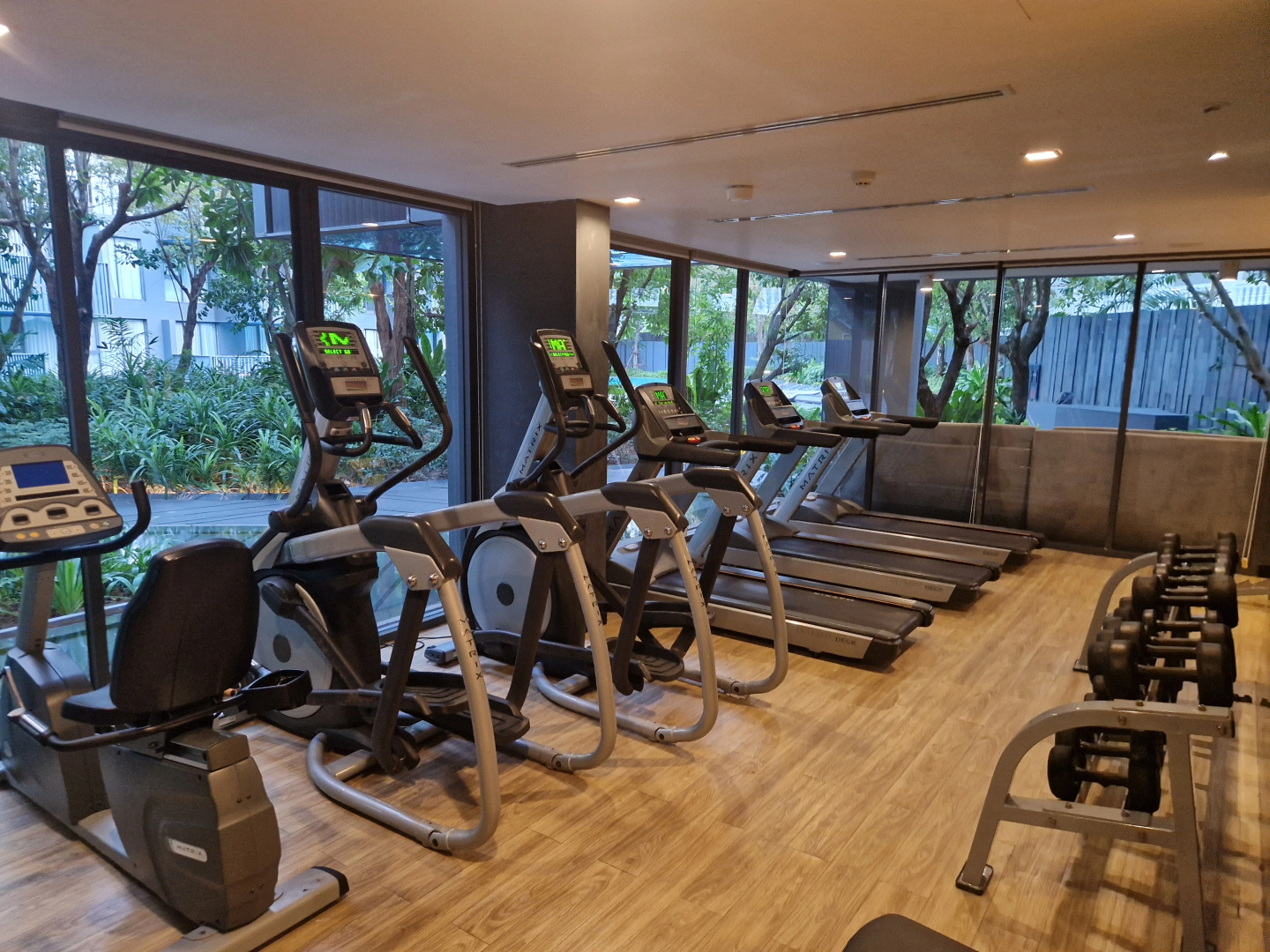 Апартаменты The Deck Patong