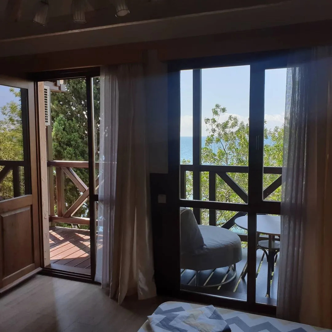 Гостевой дом у моря Массандровская 13